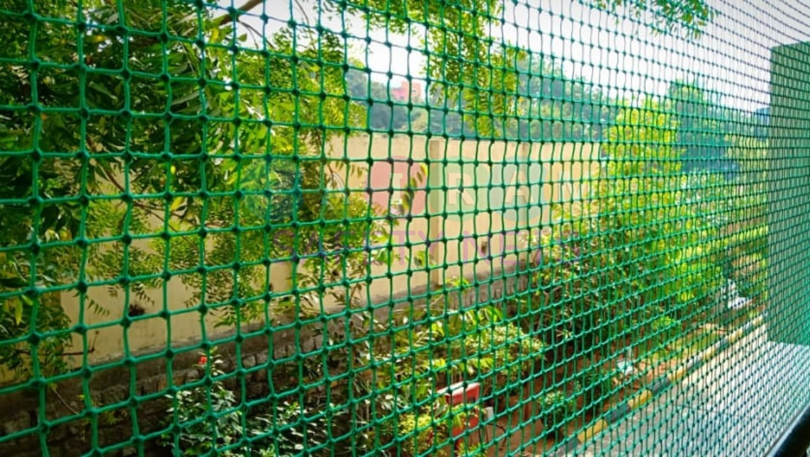 Bird Nets Fixing